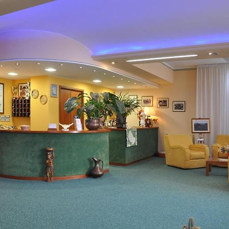 Hotel La Pergola Barga Ngoại thất bức ảnh