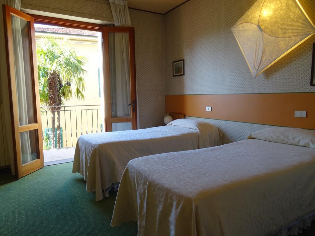 Hotel La Pergola Barga Ngoại thất bức ảnh